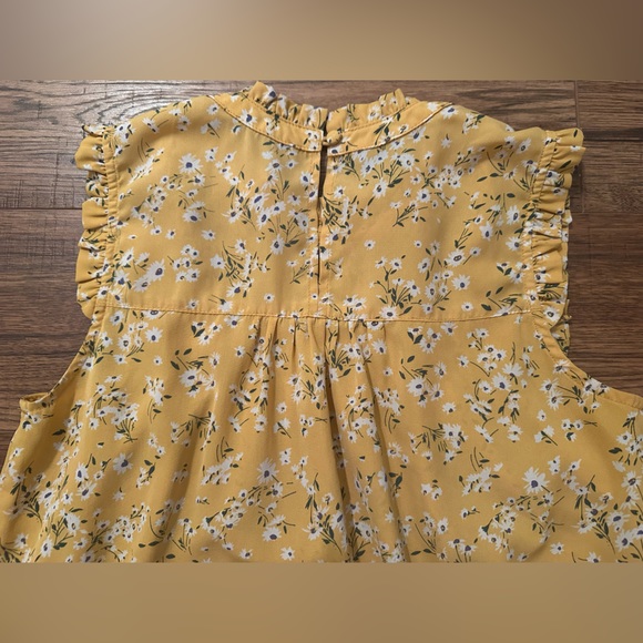 Yellow Floral Top - Picture 4 of 4